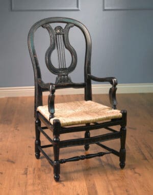 Arm Chair Lyre - Black Finish