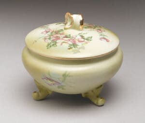 Wildflower Footed Box with Gold Trim