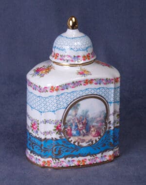 Porcelain Jar - Painted Romatic Scene