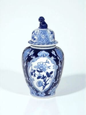 Fluted Fu Dog Jar, 14in